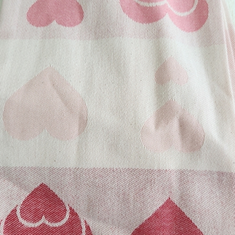 New with tags Heart Dish Towels Set - Picture 2 of 3